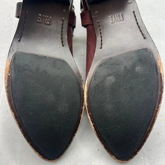 FRYE Ray Harness Back Zip Boots size 8.5 Burgundy leather ankle boot with buckle - Picture 8 of 12